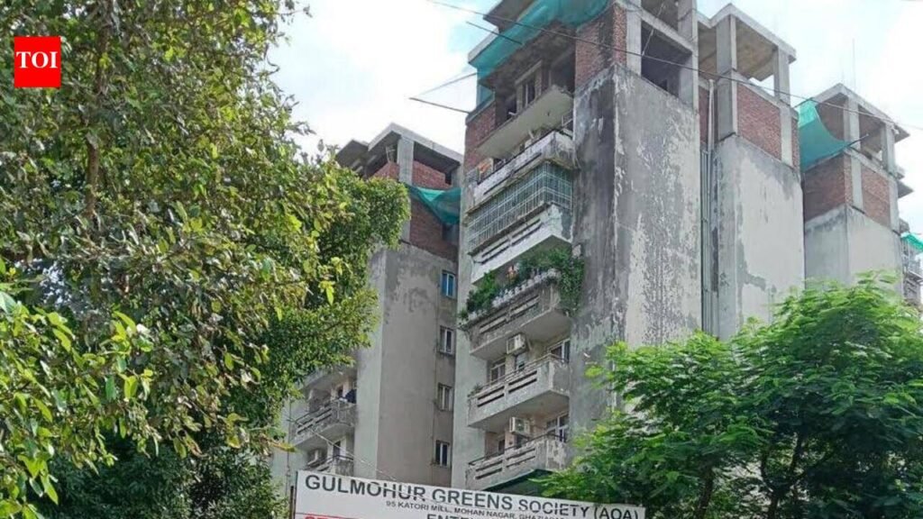 HC orders survey of society after row over 112 extra flats, CC | Noida News