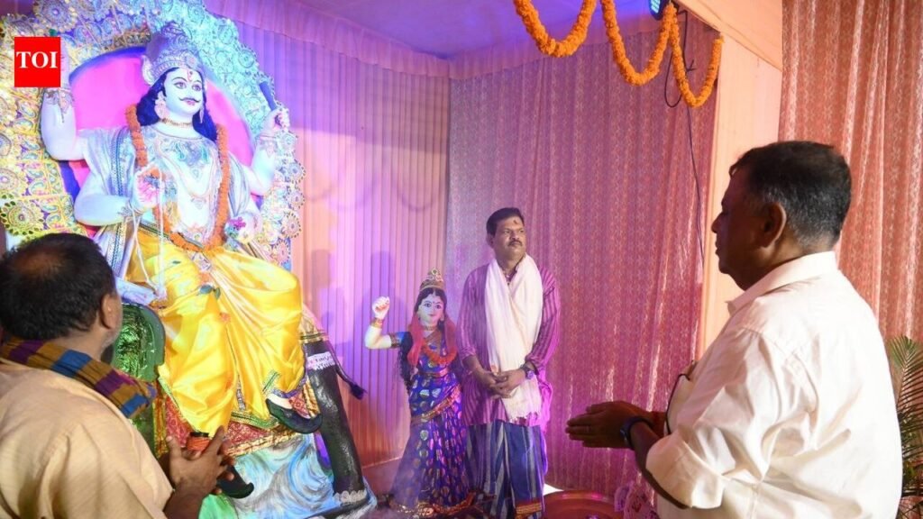 Over 100 Vishwakarma Puja pandals come up at RSP | Bhubaneswar News
