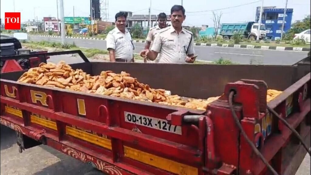 Puri food officials raid khaja shops, destroy 4 quintals near temple | Bhubaneswar News
