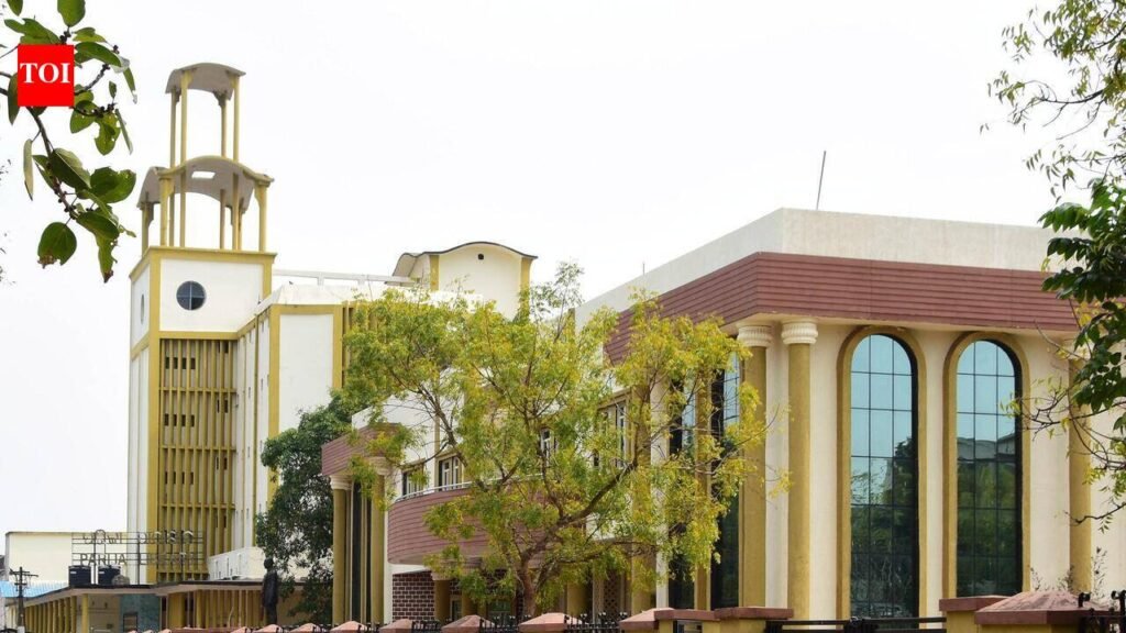 Utkal univ orders probe into paper leak allegation | Bhubaneswar News