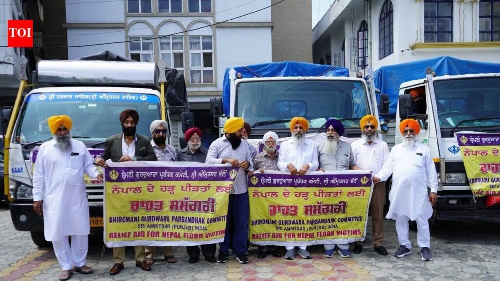 SGPC’s 4 truckload relief material arrives Kathmandu | Chandigarh News