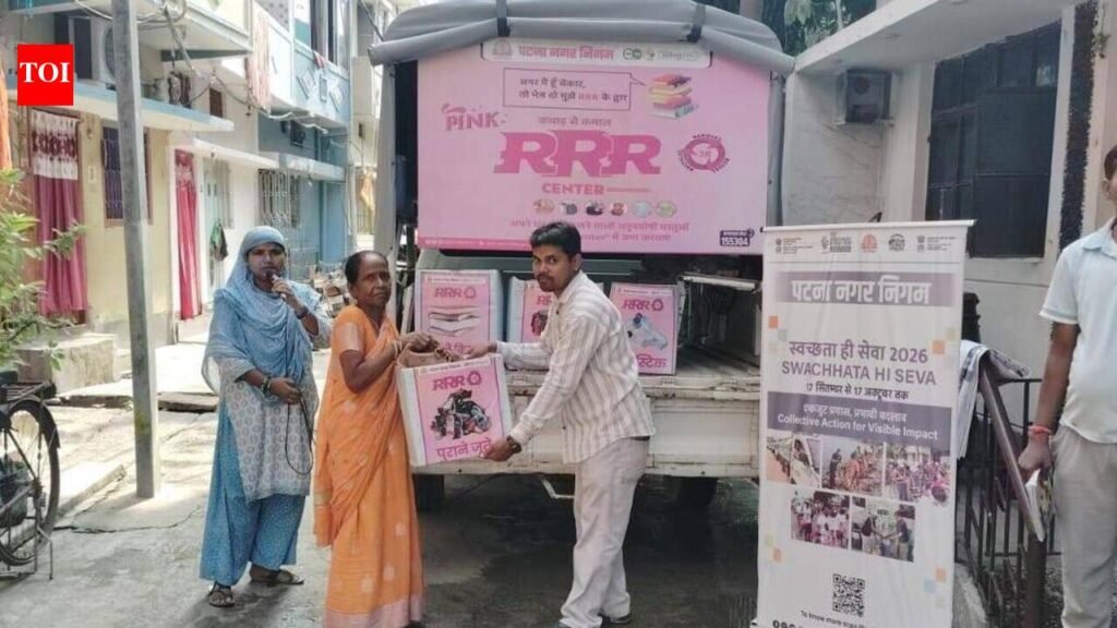 PMC rolls out vans to collect reusable items | Patna News