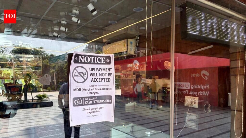 Cash only after Oct 15: Ghaziabad traders put up posters | Noida News