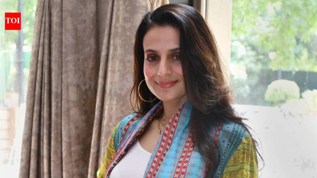 Ameesha Patel questions female stars’ big entourages on film promotions: ‘Costs more than their film’s opening day collection’ |