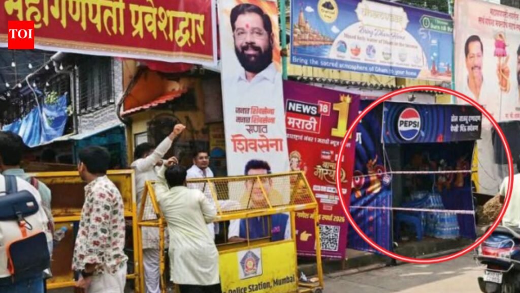 Live wire deaths: Ambulances couldn’t enter crowded road | Mumbai News