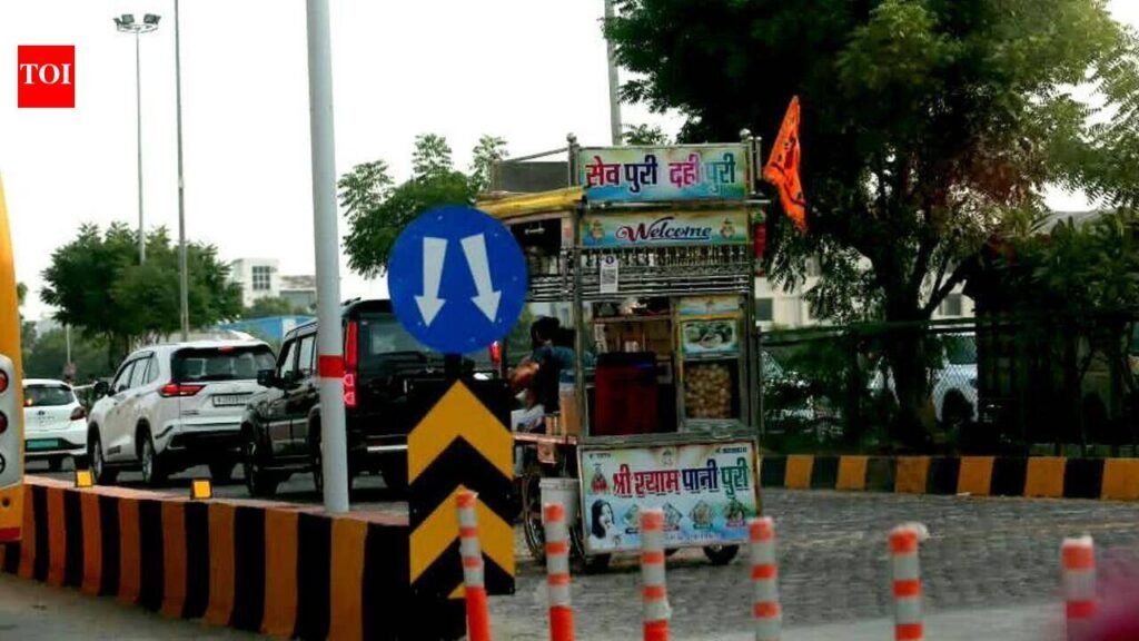 Jaipur Pink colour on U-turn bays criticised for violating road safety norms | Jaipur News