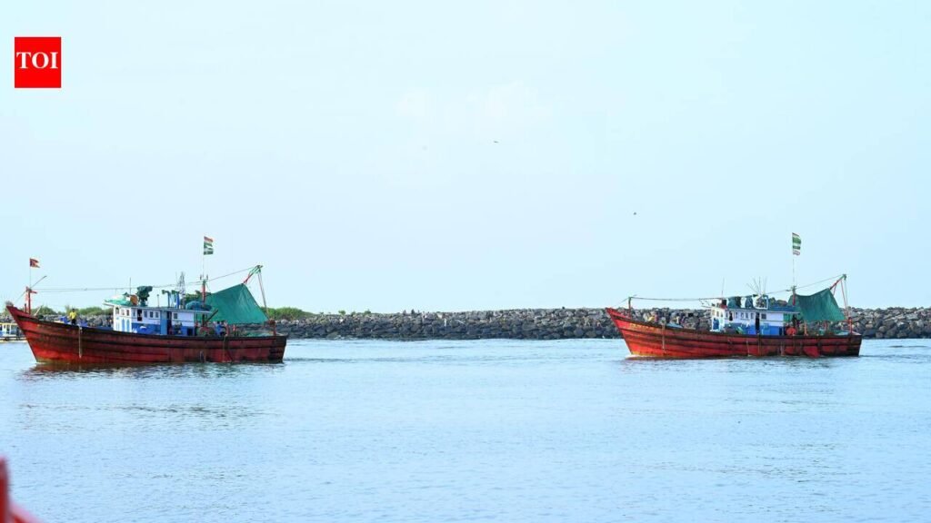Fishermen cell seeks dredging of rivers, estuaries | Bengaluru News