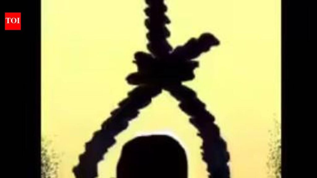 Man found hanging at uncle’s house, marital dispute suspected | Kanpur News