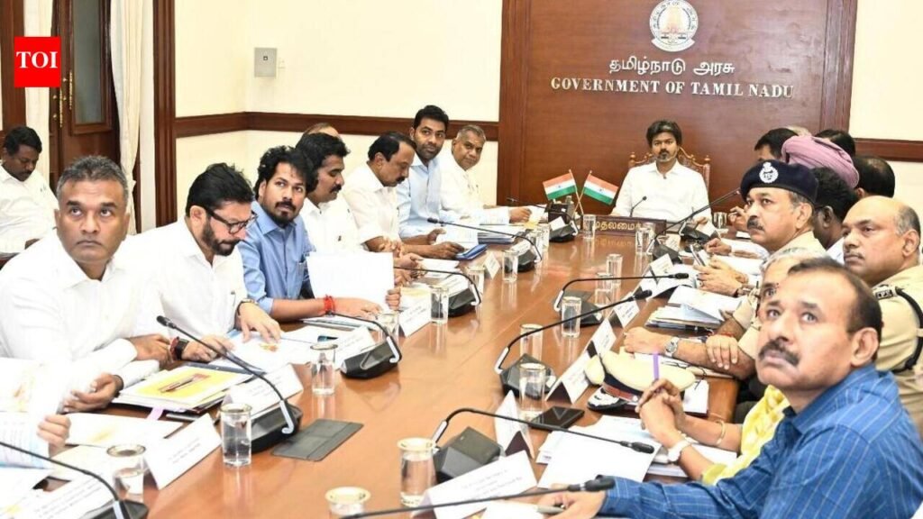 CM reviews preparedness for northeast monsoon and dengue prevention | Chennai News