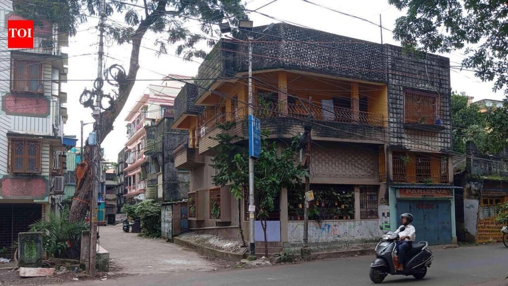 Noise Demon To ‘High Spirits’, Trouble Brews At Immersions In Kolkata | Kolkata News