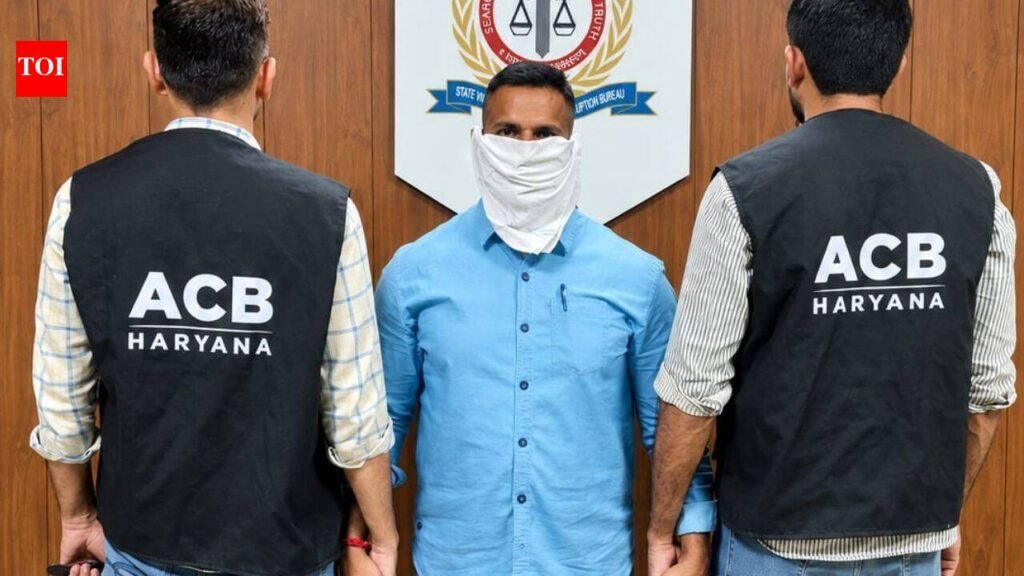 ASI held for taking Rs 1.5 lakh bribe to drop 3 names from criminal case | Gurgaon News
