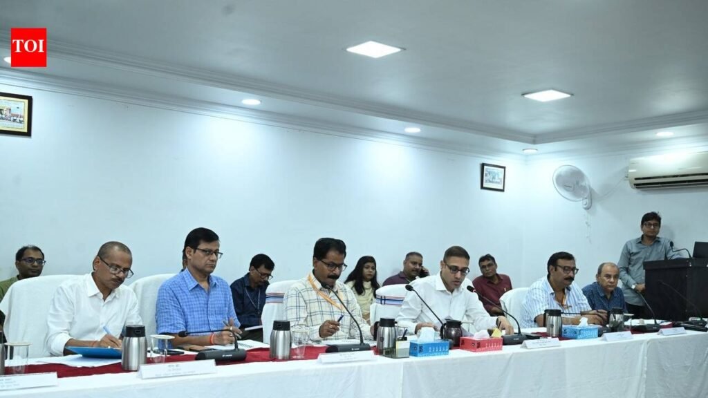 Govt sets Oct 31 deadline for COs to rectify jamabandi errors | Patna News