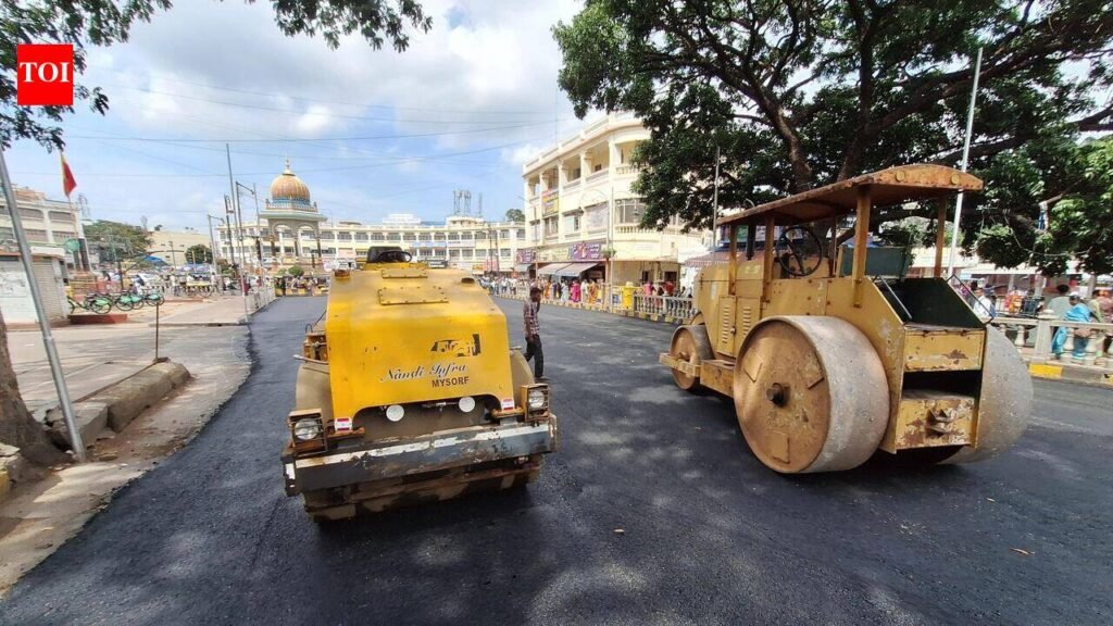 Dasara flower show to showcase floral Vidhana Soudha | Mysuru News