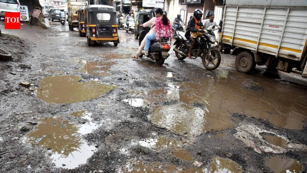 PMC sets two-day deadline to repair potholes & footpaths along immersion routes | Pune News
