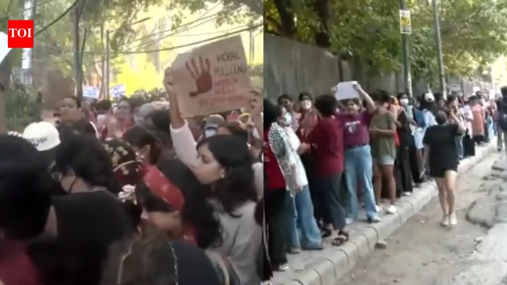 Astha Kunj rape horror: LSR students take out protest march; offline classes to resume from tomorrow | Delhi News
