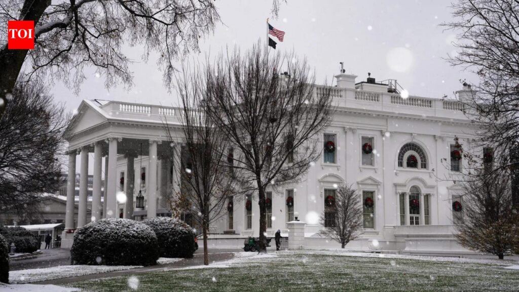 White House bars Politico, MS NOW reporters again despite judge’s access order