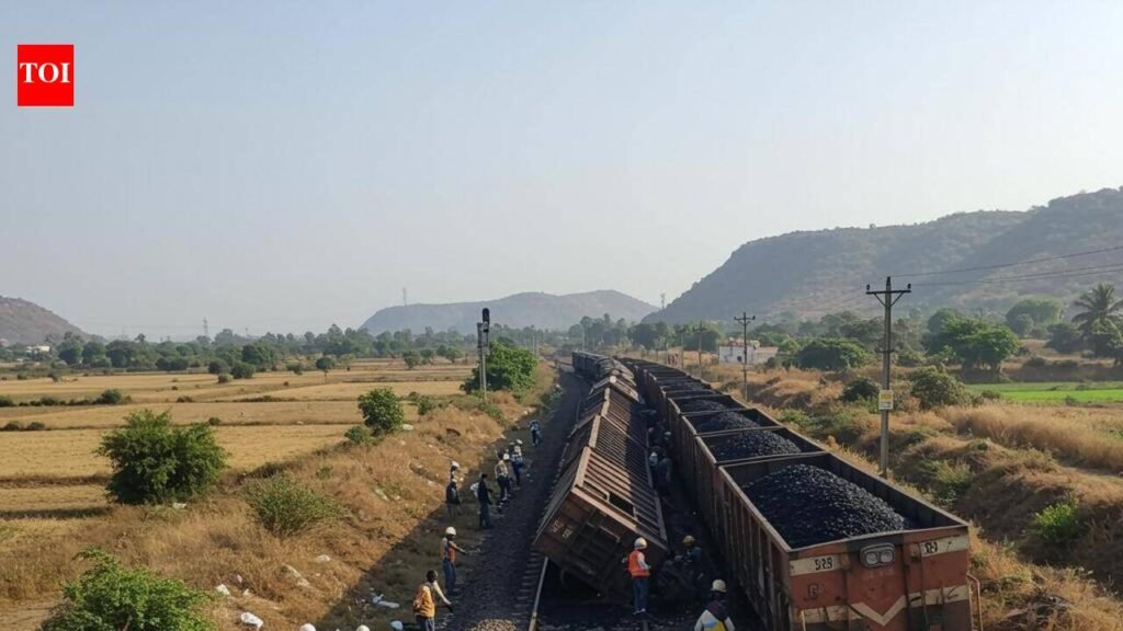Texmaco South Africa contract rises to Rs 5,300 crore, locomotives from Bengal soon to ply in Rainbow Nation | Kolkata News