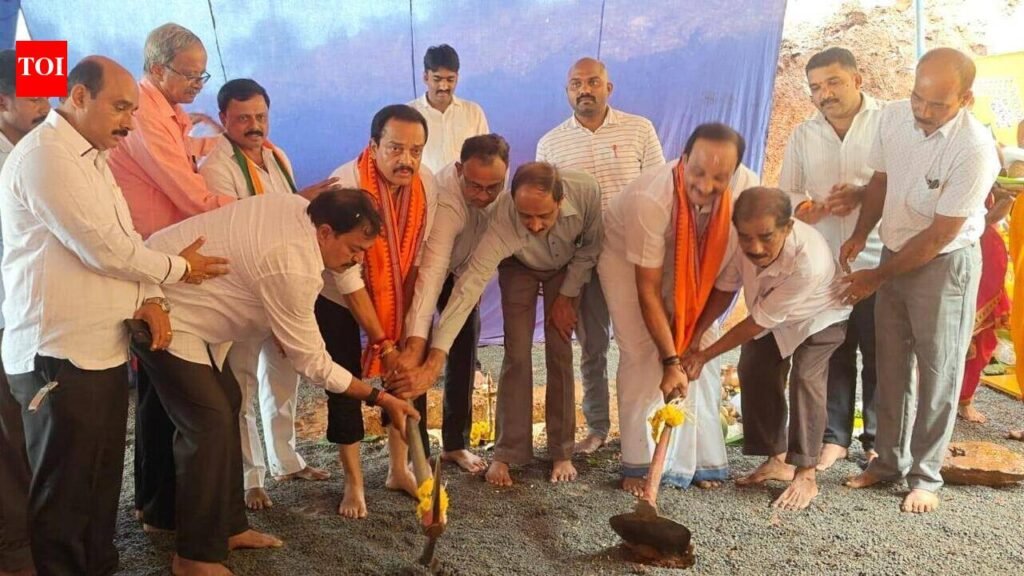 MLA Holds Bhoomi Pooja For 300-bed hospital in Puttur | Mangaluru News