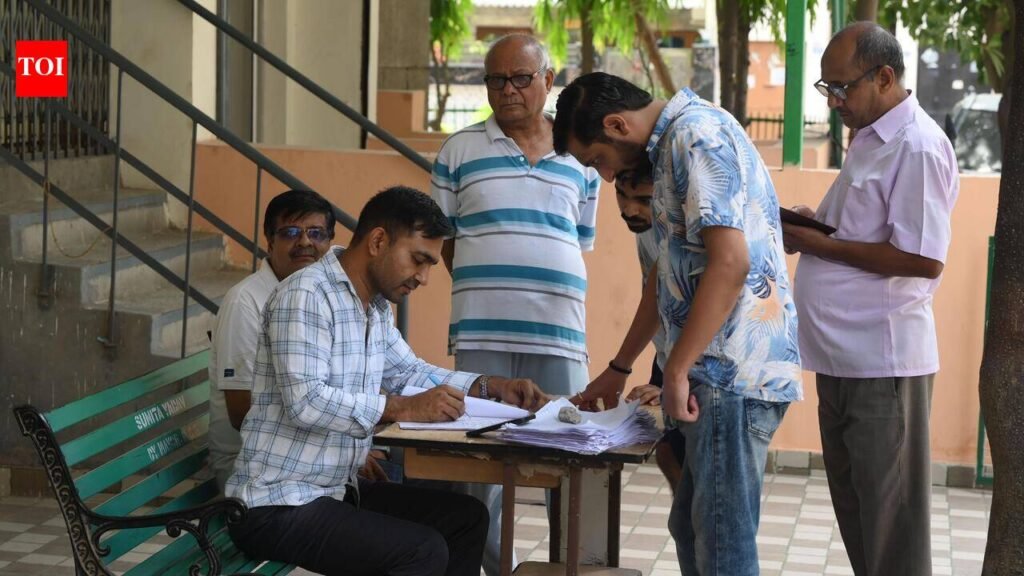 4.7 lakh SIR notices delivered in Gurgaon, over 3 lakh cases await DEO decision | Gurgaon News