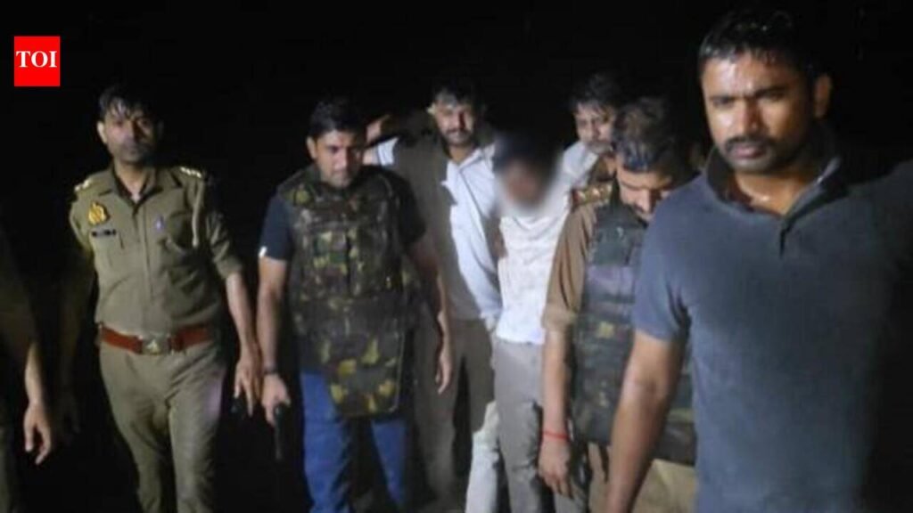 Three shot at, held for stealing temple bells, donation box in Jalaun | Kanpur News