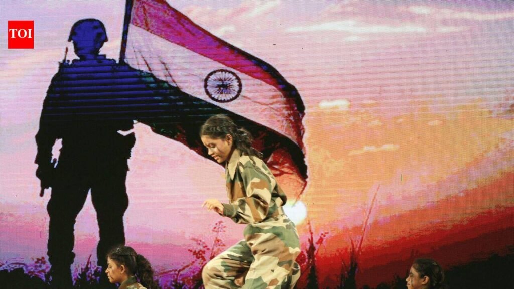 Students pay tribute to freedom fighters at school concert | Kolkata News