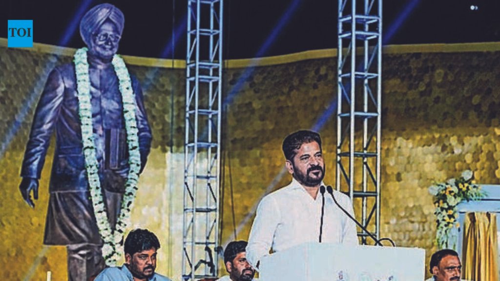 Revanth counters online post on Manmohan statue | Hyderabad News