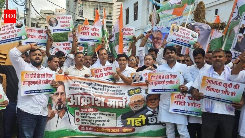Congress protests SIR across state, seeks action against CEC | Patna News
