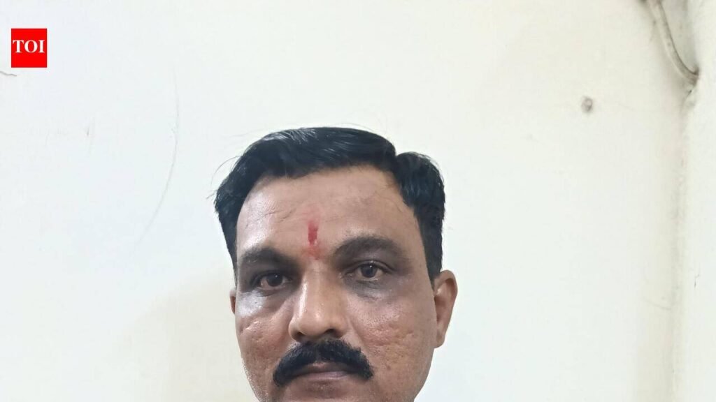 SMC security officer held for taking ₹25,000 bribe | Surat News