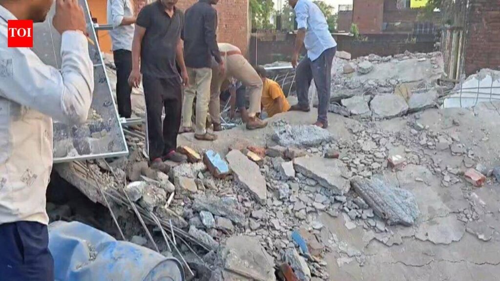 4 kids of family killed as LPG cylinder blast flattens house in Fatehpur | Prayagraj News