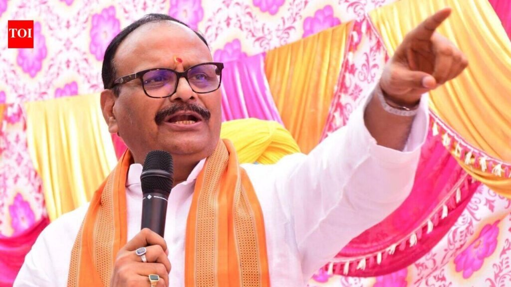 ‘Don’t chase jobs, drive a taxi’: Brijesh Pathak’s advice draws opposition flak | Lucknow News