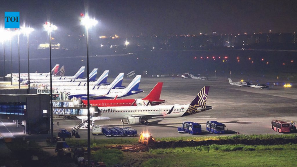 9 Mumbai-bound flights diverted to Surat | Surat News