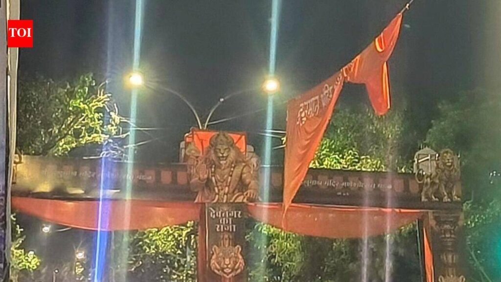 Ganeshotsav Over, But City Roads & Grounds Still Occupied, Locals Fume | Nagpur News
