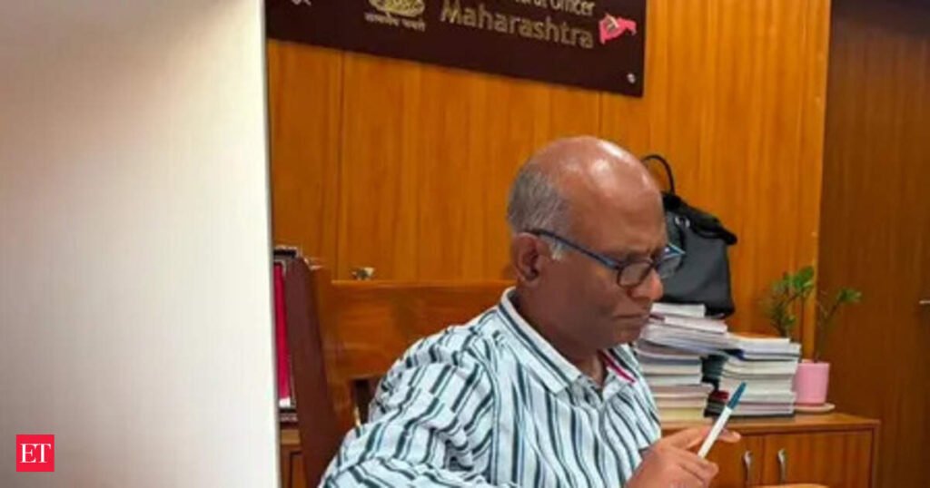Maharashtra CEO allows voter document submission via WhatsApp for Special Intensive Revision of electoral rolls