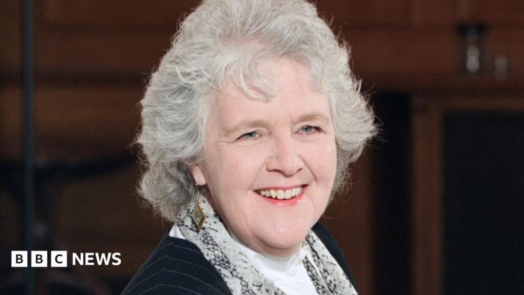 Stephanie Cole: Tenko and Doc Martin actress dies aged 84