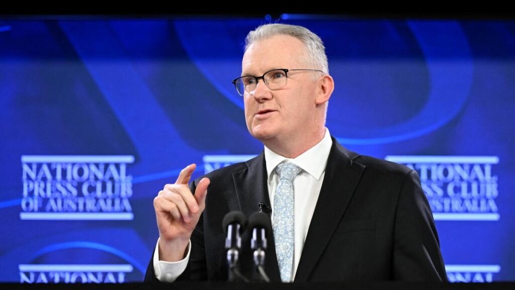 Australia cracks down on student and backpacker visas to curb migration