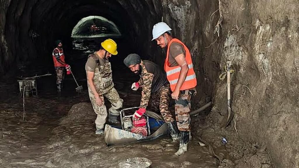 Nepal tunnel rescues face ‘unprecedented’ challenge