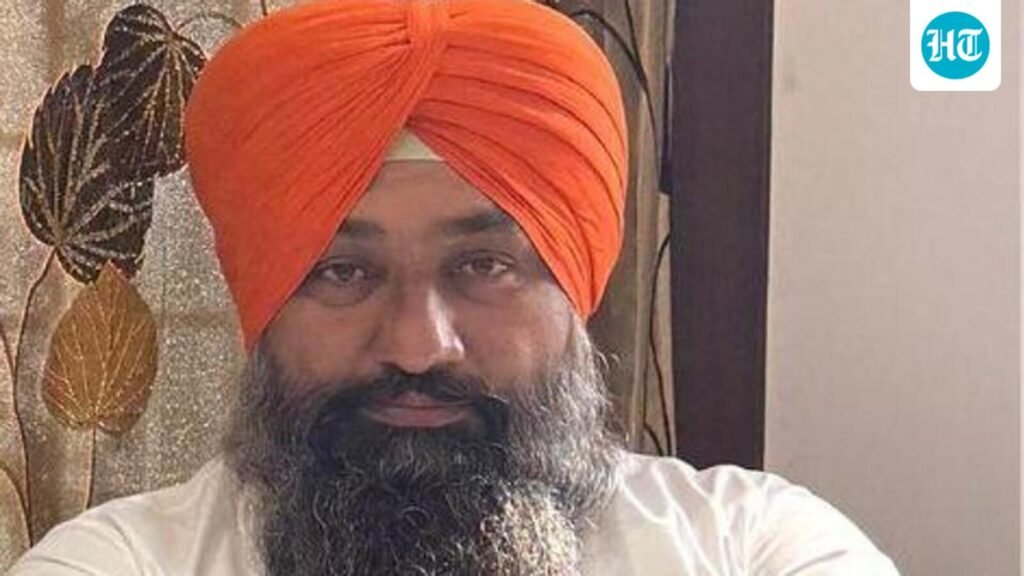 Akali sarpanch’s husband shot dead outside house in Tarn Taran