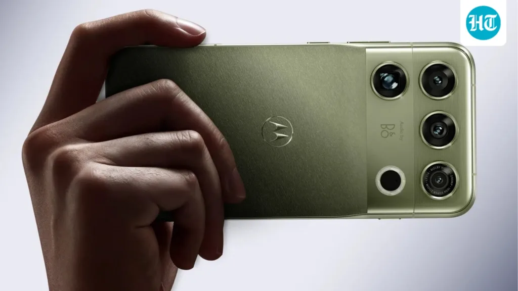 Motorola Signature 27 showcased with Snapdragon 8 Elite Extreme Gen 6 and 200MP periscope camera
(HT Tech)