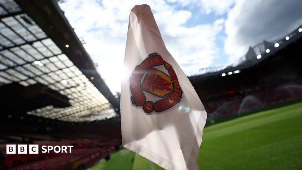 Man Utd still £1bn in debt, with interest costs rising and £63.5m spent on new stadium