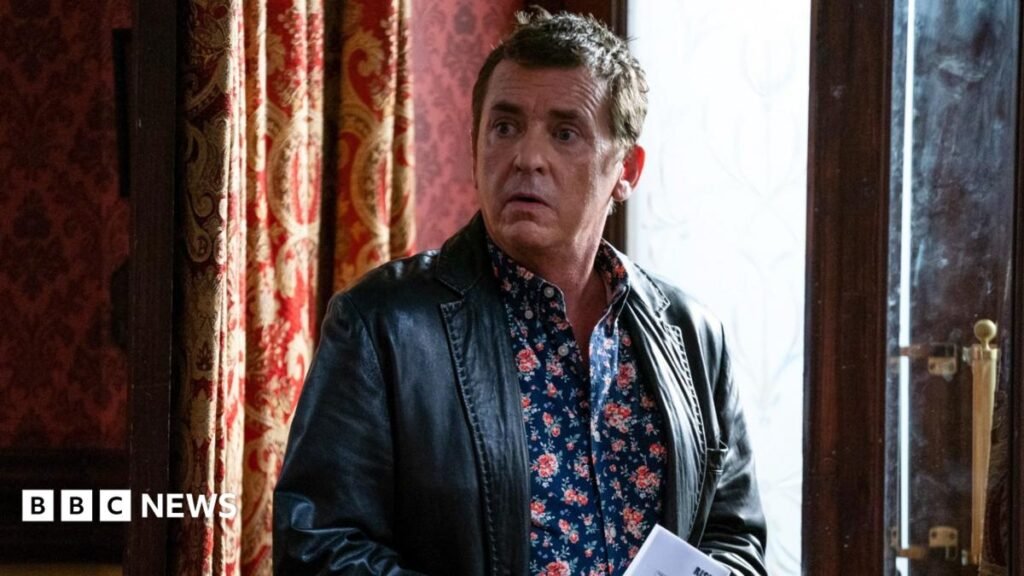 Eastenders actor Shane Richie pleads not guilty to drink-driving