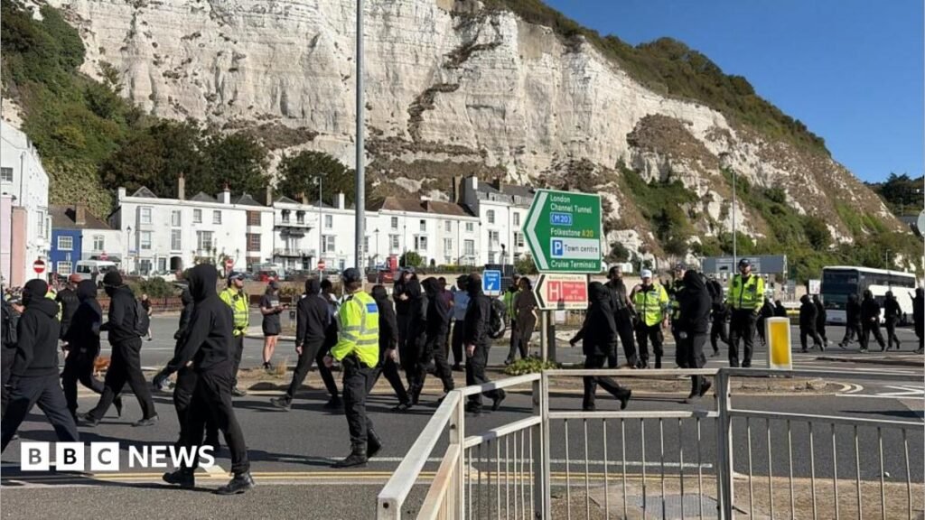 Kent Police warned of Dover protests the day before, force says