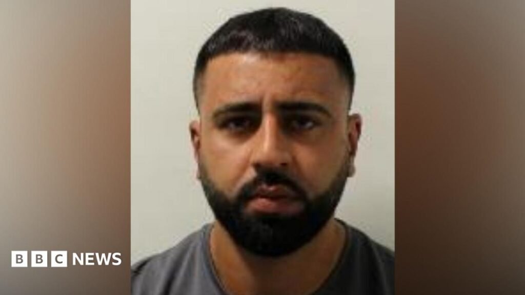 Sex offender bailed to flat near playground