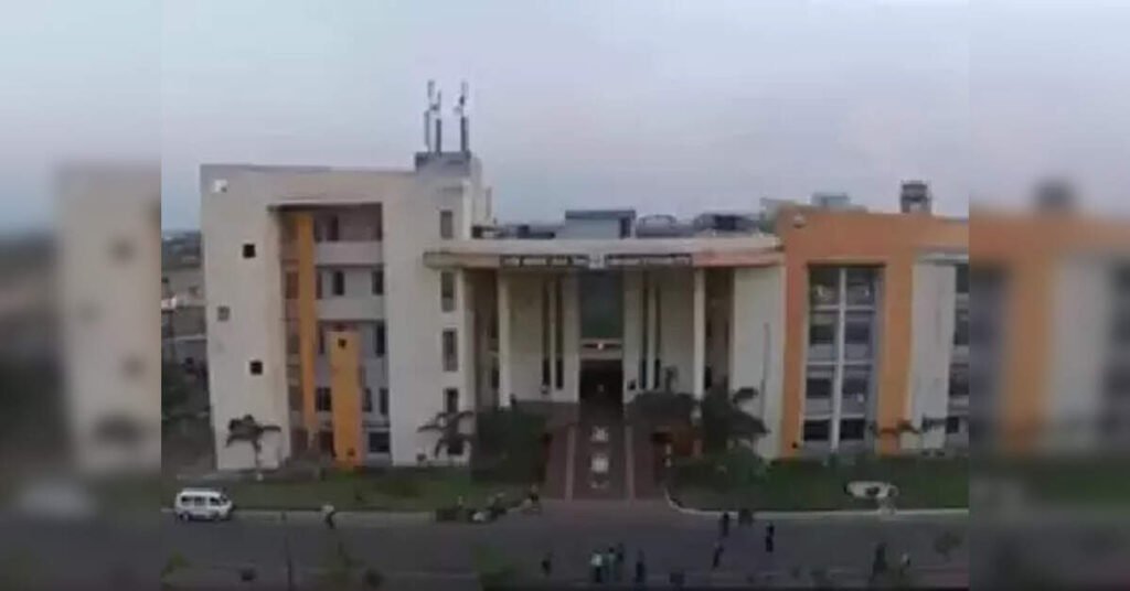 IIT Bhilai signs MoU with French institute for academic tie-up, ETEducation