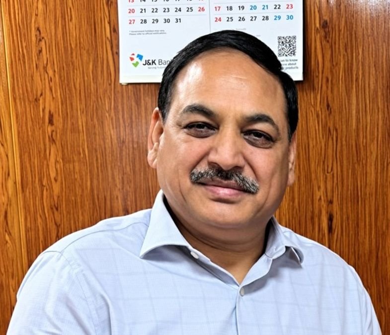 Govt launches big student-led cleanliness push