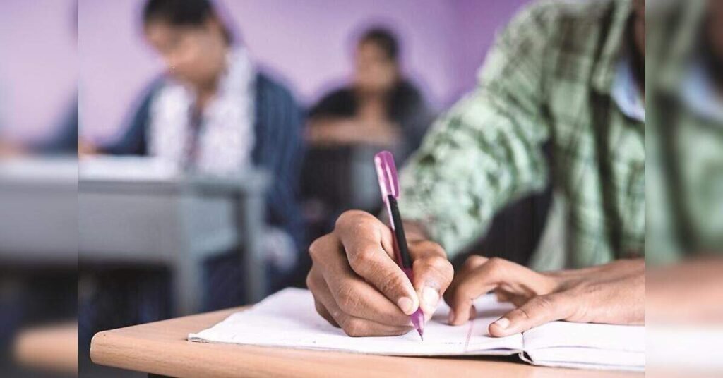 Maharashtra govt considers weightage to Class 12 marks for engineering admissions from 2027-28, ETEducation
