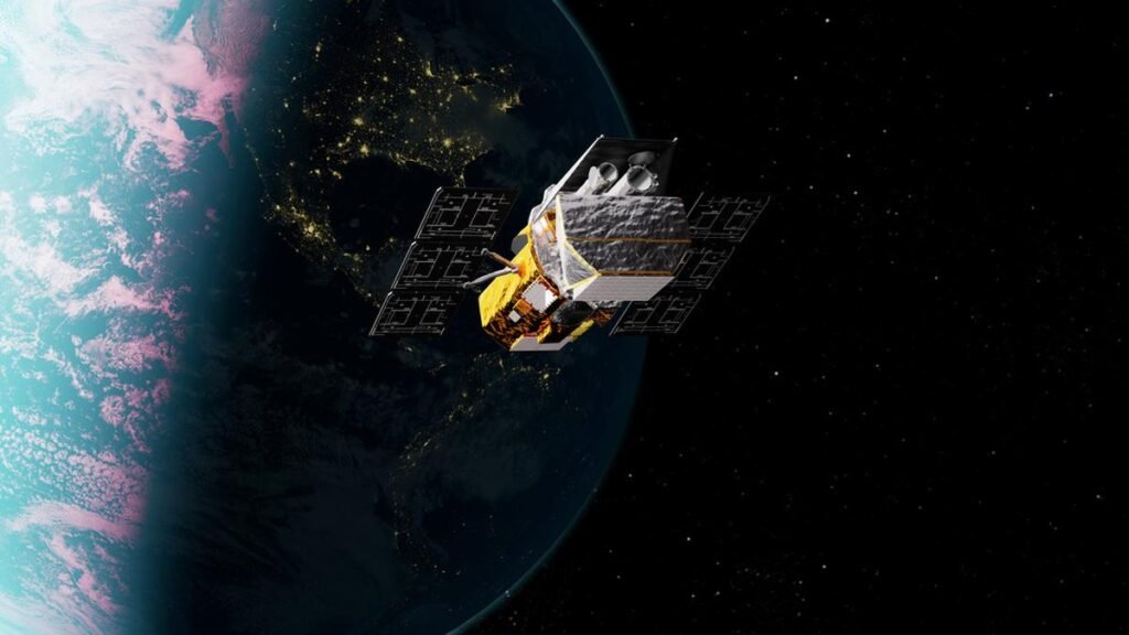 Private spacecraft falls back to Earth after failing to rescue aging NASA telescope