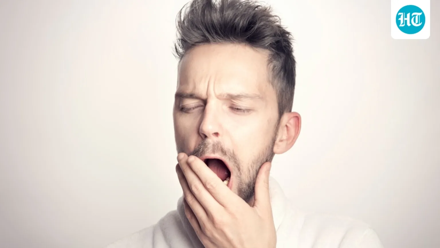 Why do you wake up with a dry mouth every morning? Here are the possible reasons you should know