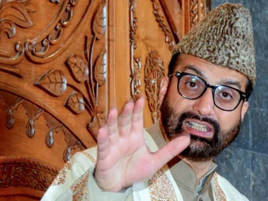 Mirwaiz backs five-day school week proposal