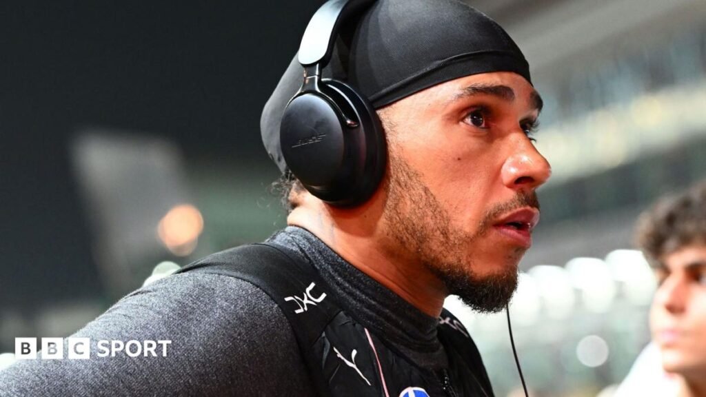 Singapore Grand Prix: Lewis Hamilton apologises to Ferrari as Kimi Antonelli moves to brink of title