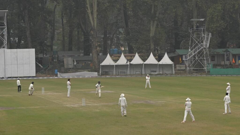 Madhya Pradesh in the ascendency against Jammu & Kashmir